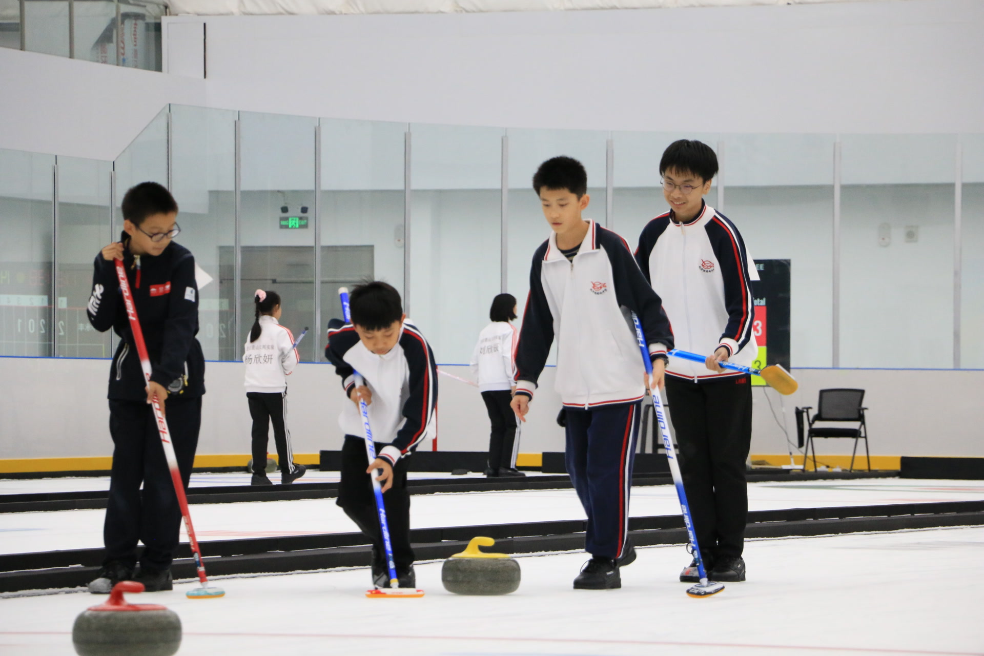 二队, 全国小学生